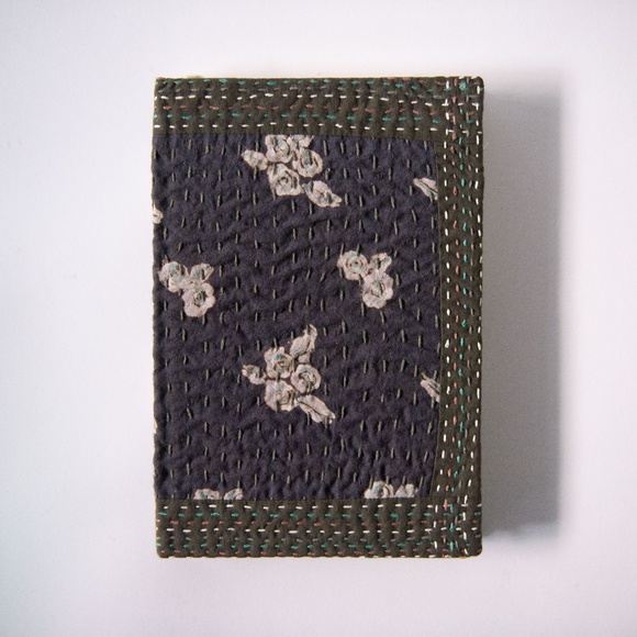 Print Fresh Deckled Edge Stitched Hardcover Journal - Picture 1 of 8